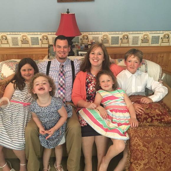 Meet your Posher, Amy - Picture 1 of 1